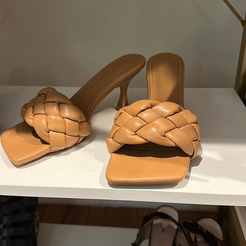 Braided Kitten Heel